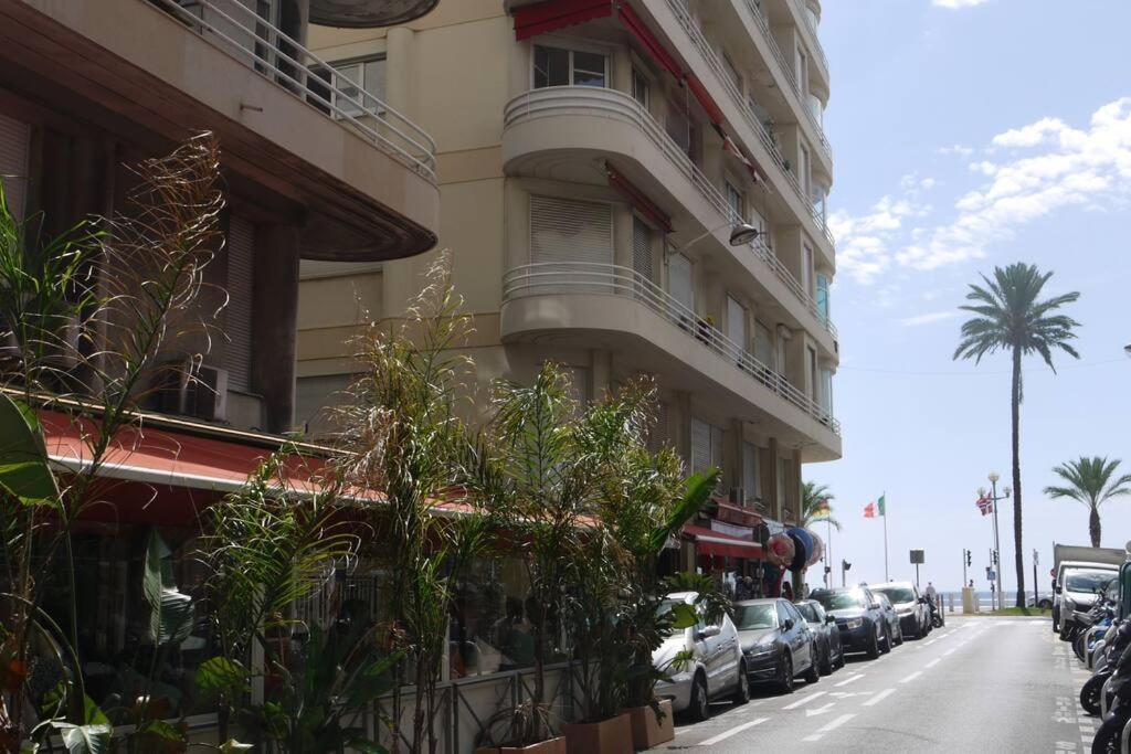 Mediterranee - Un Trois Pieces A Deux Pas De La Plage Niza Exterior foto
